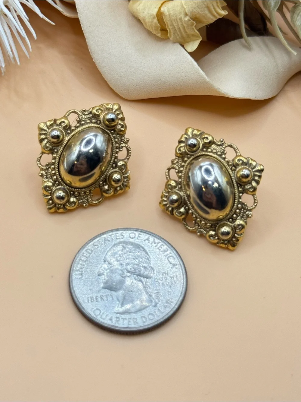1928 Gold Tone Silver Tone Metallic Cabochon Filigree Stud Earrings